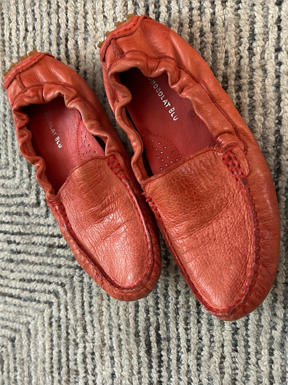 Chocolat Blu Orange-Red Leather Slip-On Loafers Tara Size 7